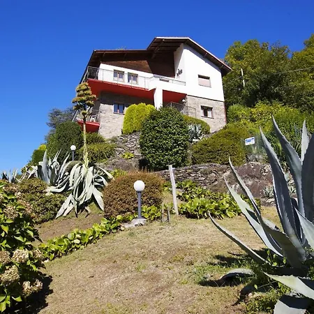 Semesterbostad Casa La Costa Tronzano Lago Maggiore